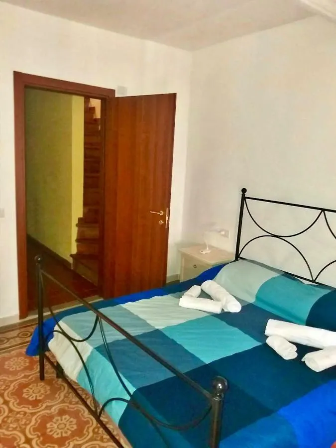 Il Terrazzino Iglesias Bed & Breakfast 3*,